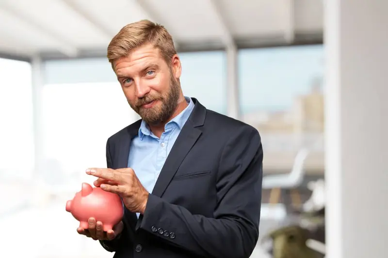 застраховка групова живот спестовна